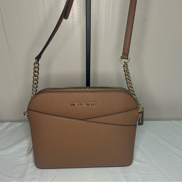 (Low start) Michael Kors Jet Set Travel Medium Done Tan Crossbody Bag - Picture 3 of 7